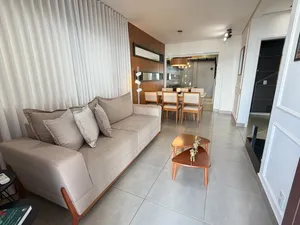 Sobrado alto padrão com SPA privativo em condomínio fechado — miniatura 2