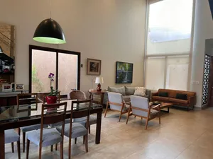 Sobrado de 4 suítes no Jardim Karaíba — miniatura 2