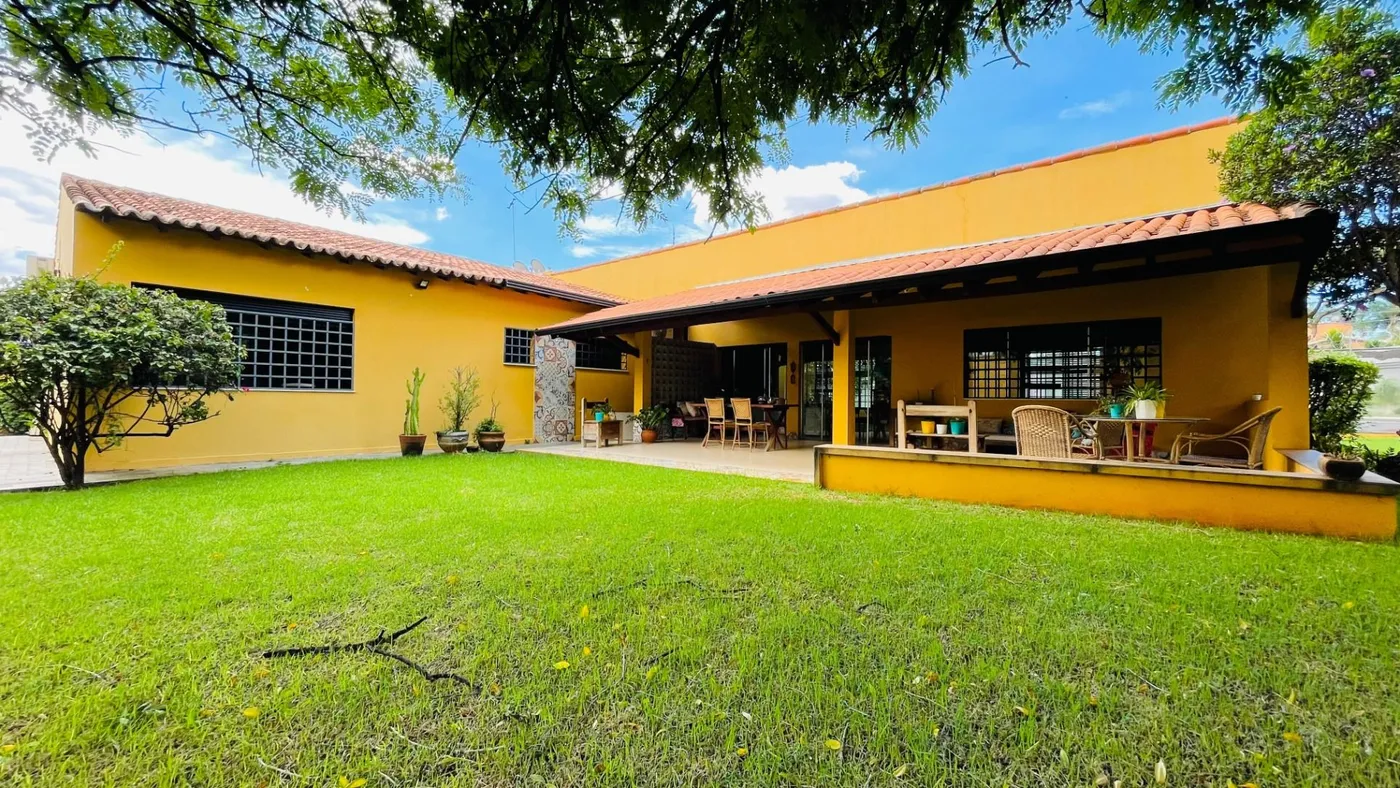Casa térrea de 4 quartos no Morada da Colina — foto 1