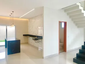 Sobrado de 3 suítes no Morada da Colina — miniatura 1