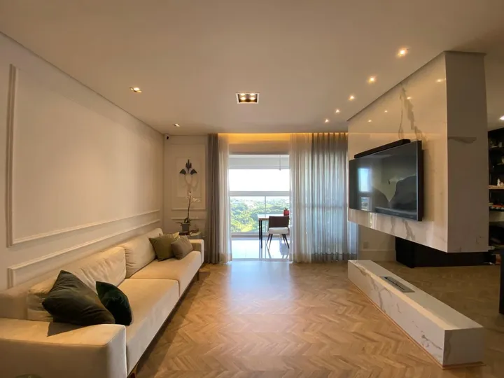 Apartamento alto padrão com vista panorâmica no Complexo Vinhedos