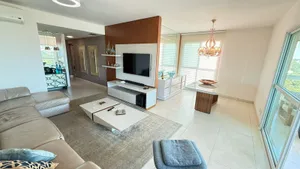 Apartamento de alto padrão em frente ao Praia Clube — miniatura 2