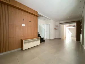Sobrado moderno com varanda gourmet em condomínio fechado — miniatura 2