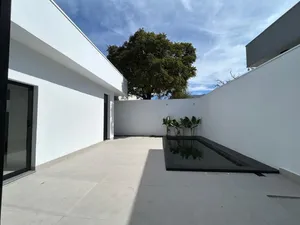 Casa de 3 suítes com planta moderna em condomínio fechado — miniatura 10