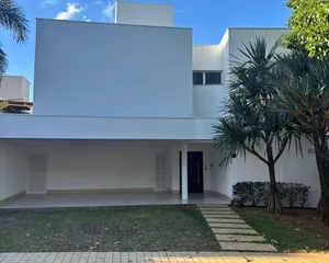 Sobrado de 4 suítes com home cinema e spa privativo em condomínio de alto padrão — miniatura 10