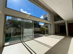 Casa de arquitetura contemporânea com piscina e spa em condomínio fechado — miniatura 10