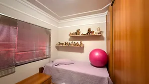 Casa térrea de 3 suítes com piscina e espaço gourmet em condomínio fechado — miniatura 10