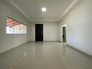 Casa térrea de 3 quartos com piscina no Nova Uberlândia — miniatura 11