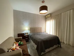 Casa térrea com mezanino, piscina aquecida e 4 suítes em condomínio de alto padrão — miniatura 11