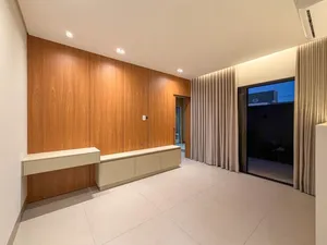 Casa nova com piscina em condomínio fechado — miniatura 11