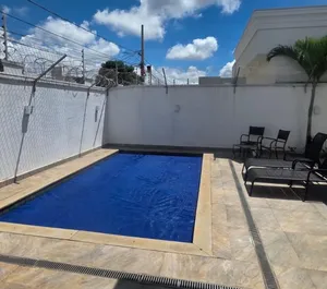 Casa térrea com fachada imponente em condomínio fechado — miniatura 11