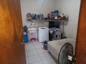Casa térrea com terreno amplo no Vigilato Pereira — miniatura 11
