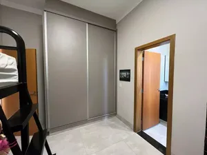 Casa térrea de 3 suítes com espaço gourmet em condomínio fechado — miniatura 12