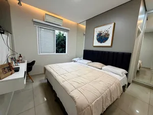 Casa mobiliada de arquitetura contemporânea com piscina e solarium — miniatura 13