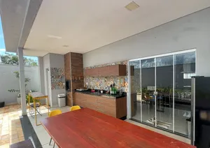 Casa térrea de 3 suítes com piscina no Jardim Sul — miniatura 14
