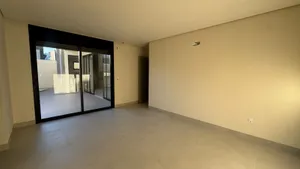 Casa térrea de 4 suítes com piscina aquecida em condomínio fechado — miniatura 13