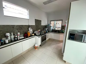 Casa de 3 suítes com piscina e spa em condomínio fechado — miniatura 15
