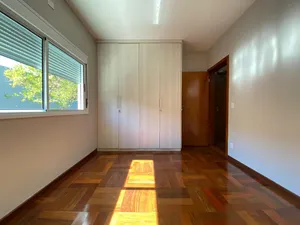 Casa de 5 quartos no Jardim Karaíba — miniatura 16