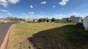 Lote de esquina em condomínio de alto padrão, próximo ao lago — miniatura 15