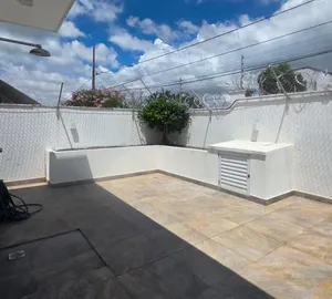 Casa térrea com fachada imponente em condomínio fechado — miniatura 15