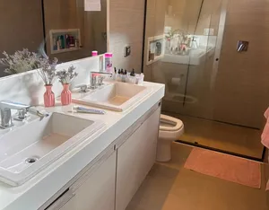 Casa de 3 suítes com piscina e espaço gourmet em condomínio fechado — miniatura 15
