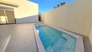 Casa térrea de 4 suítes com piscina aquecida em condomínio fechado — miniatura 16