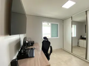 Apartamento de alto padrão com vista para o Praia Clube — miniatura 16
