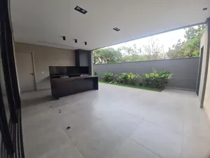 Casa de 3 suítes com varanda gourmet e piscina em condomínio fechado — miniatura 16