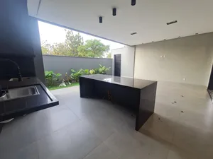 Casa de 3 suítes com varanda gourmet e piscina em condomínio fechado — miniatura 17