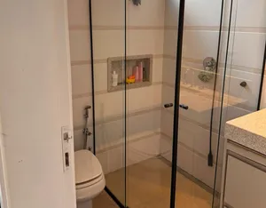 Casa de 3 suítes com piscina e espaço gourmet em condomínio fechado — miniatura 17