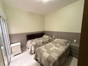 Casa térrea de 3 suítes com piscina em condomínio fechado — miniatura 17