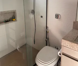 Casa de 3 suítes com piscina e espaço gourmet em condomínio fechado — miniatura 18