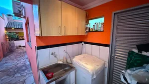 Casa térrea de 3 suítes com piscina e espaço gourmet em condomínio fechado — miniatura 18