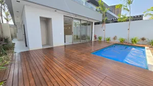 Casa de 3 suítes com piscina aquecida e elevador em condomínio fechado — miniatura 18