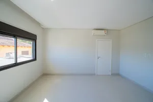 Sobrado de alto padrão com piscina aquecida e home cinema — miniatura 19