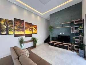 Casa térrea de 3 suítes com espaço gourmet em condomínio fechado — miniatura 2