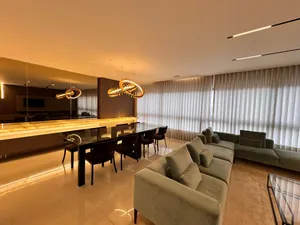 Apartamento de alto padrão totalmente mobiliado no Complexo Vinhedos — miniatura 2