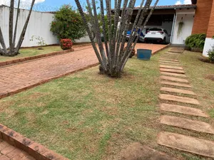 Casa térrea de 4 quartos com piscina no Cidade Jardim — miniatura 2