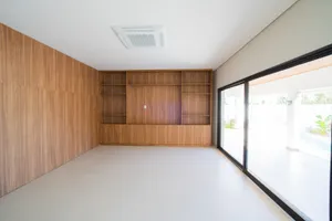 Sobrado de alto padrão com piscina aquecida e home cinema — miniatura 20