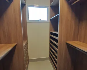 Casa nova de 4 quartos com jardim amplo em condomínio fechado — miniatura 21
