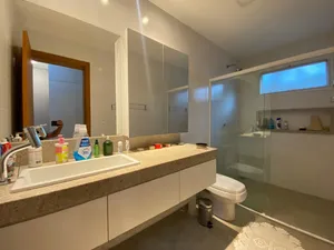 Casa térrea com home office e cozinha gourmet em condomínio de alto padrão — miniatura 22