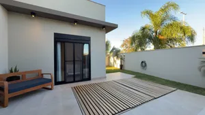 Casa de esquina com piscina aquecida e energia fotovoltaica em condomínio de alto padrão — miniatura 22