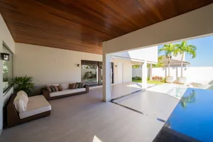 Sobrado de alto padrão com piscina aquecida e home cinema — miniatura 22