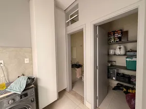 Casa térrea de 3 suítes com piscina em condomínio fechado — miniatura 23