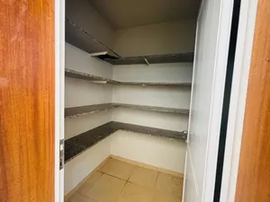 Sobrado de esquina com piscina e ofurô, 6 vagas, em condomínio de alto padrão — miniatura 24