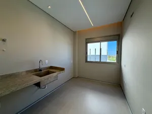 Casa de arquitetura contemporânea com piscina e spa em condomínio fechado — miniatura 23