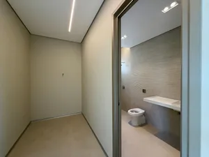 Casa de arquitetura contemporânea com piscina e spa em condomínio fechado — miniatura 24