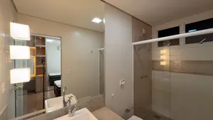 Casa de 4 suítes com home cine e piscina aquecida em condomínio fechado — miniatura 28