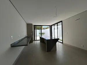 Casa de 3 suítes com planta moderna em condomínio fechado — miniatura 28