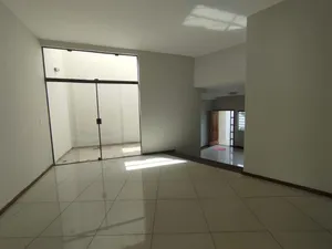 Sobrado de alto padrão com piscina no Vigilato Pereira — miniatura 4